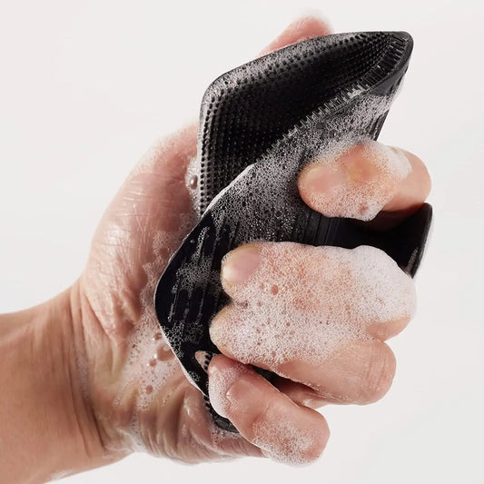 Weiche Silikonbürste für die manuelle Körperreinigung